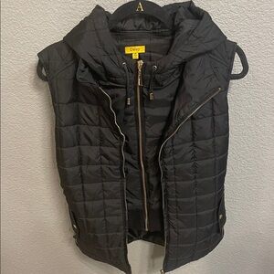 Daisy Black Quilted Vest